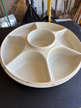 Tupperware Multi-Section Serving Tray - Cream Snack & Appetizer Platter